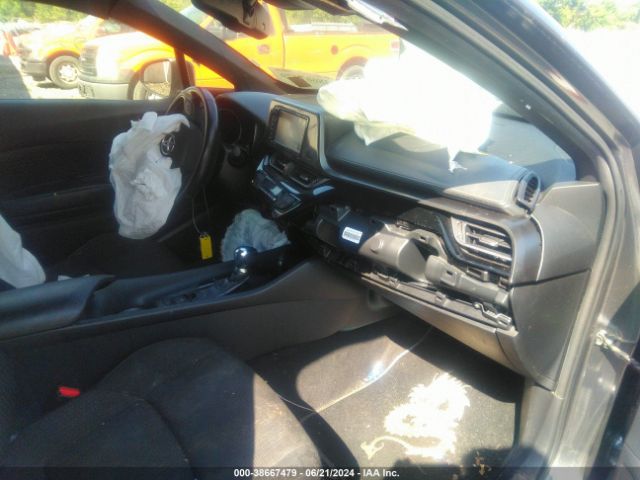 JTNKHMBX3J1004456 Toyota C-hr Xle Premium