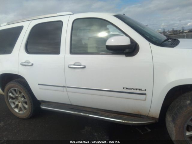 1GKS2EEF0ER195389 GMC YUKON DENALI