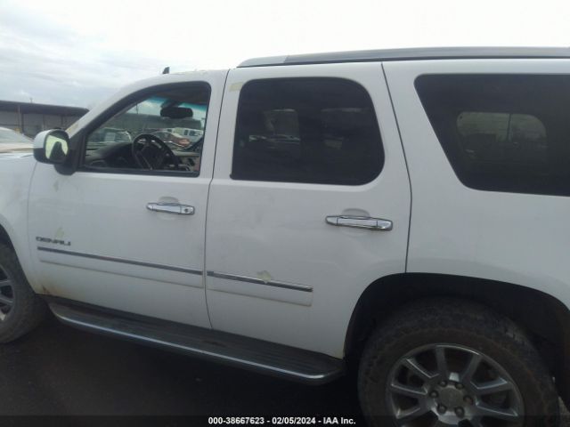 1GKS2EEF0ER195389 GMC YUKON DENALI