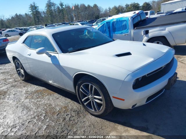 Auction sale of the 2019 Dodge Challenger Sxt Awd, vin: 2C3CDZGG5KH574993, lot number: 38667661