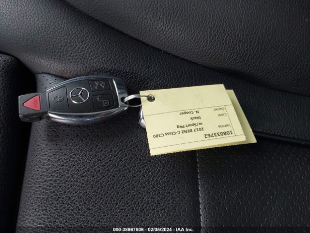 55SWF4JB6HU193072 Mercedes-Benz C 300 Luxury/sport