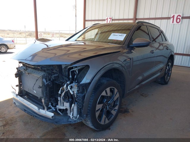 WA1AAAGE7NB012435 Audi E-tron Premium Quattro