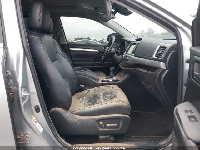 Toyota Highlander Xle 2018 5TDKZRFH3JS261900 Image 5