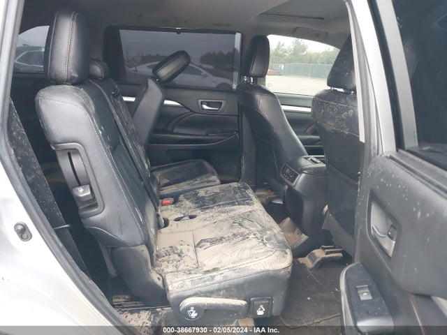 Toyota Highlander Xle 2018 5TDKZRFH3JS261900 Image 8