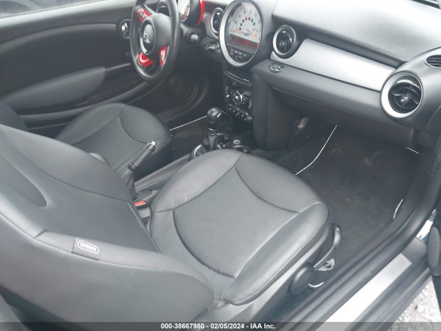 2012 MINI COOPER WMWSU3C53CT263881 Photo 4