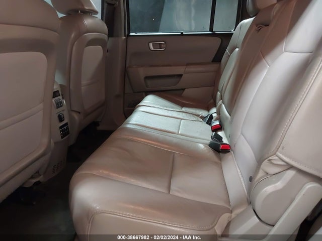 Honda Pilot Touring 2014 5FNYF4H92EB005107 Image 8