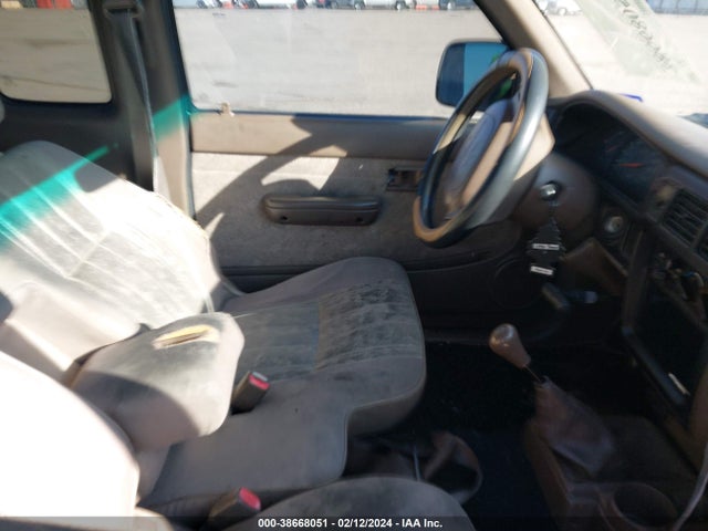 2000 TOYOTA TACOMA VIN: 4TAVL52N7YZ599792