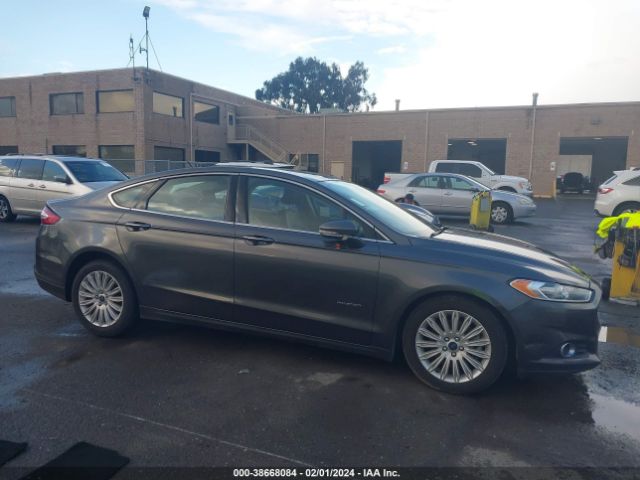 3FA6P0PU5GR320848 Ford Fusion Energi Se Luxury