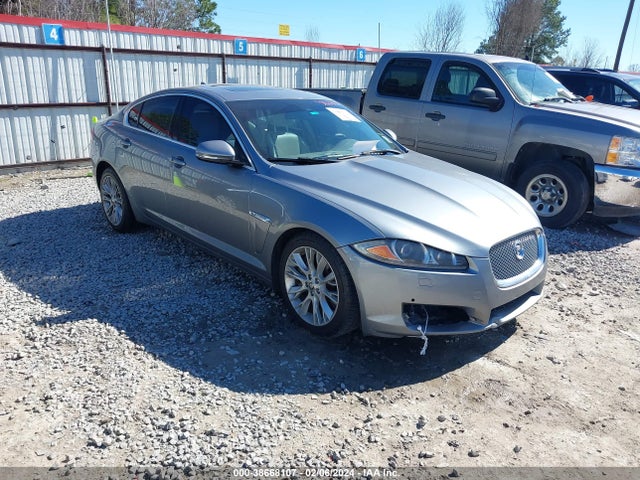 2013 JAGUAR XF SAJWA0E7XD8S93220 Photo 0