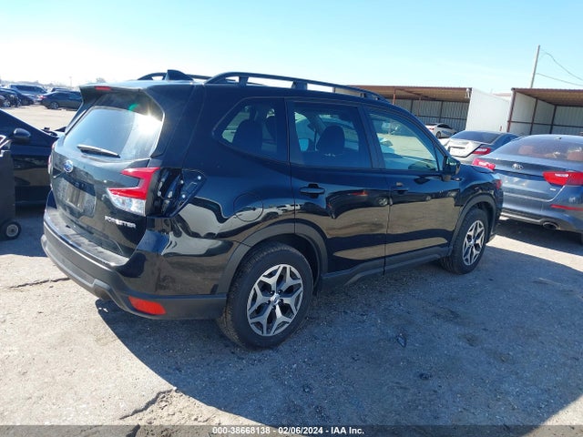 Subaru Forester Premium 2023 JF2SKADC2PH413208 Image 4
