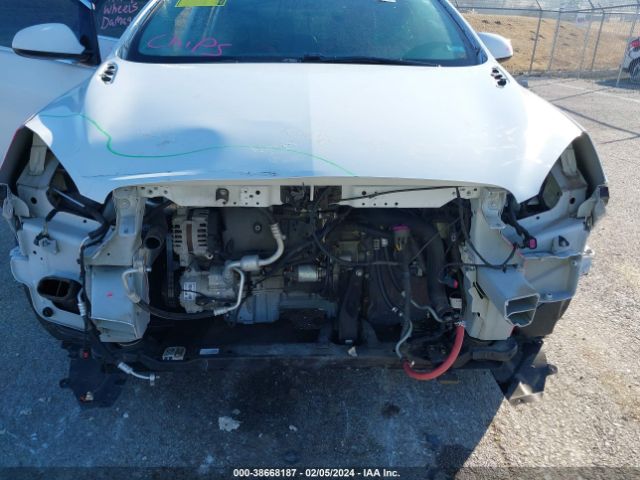 1G4PR5SK7H4101326 Buick Verano Sport Touring