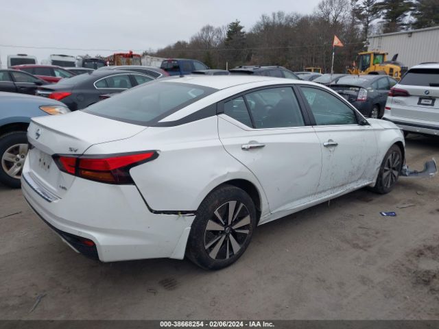 1N4BL4DW2MN338472 Nissan Altima Sv Intelligent Awd