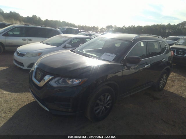 Nissan ROGUE SV 2017 KNMAT2MV9HP580557 Image 2