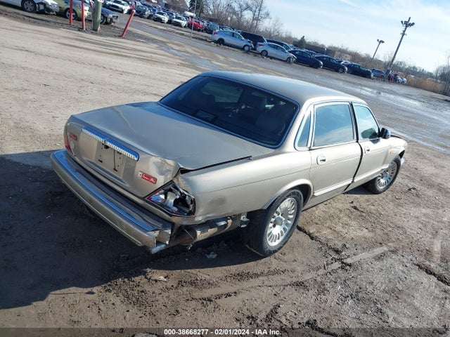 1996 JAGUAR VANDENPLAS SAJKX6248TC782169 Photo 3