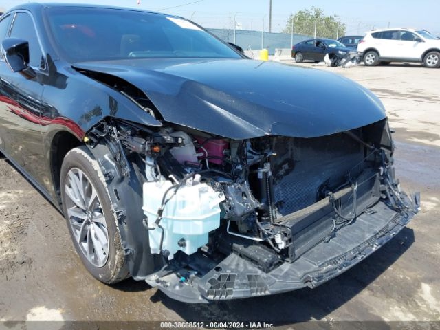 58ACA1C11NU024297 Lexus ES 300H
