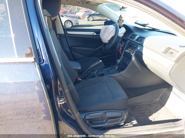 Volkswagen Passat 1.8t S 2015 1VWAT7A3XFC085270 Image 5