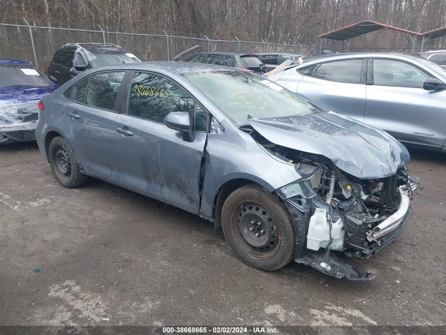 Toyota COROLLA LE 2022 5YFEPMAE3NP338041 zdjęcie główne