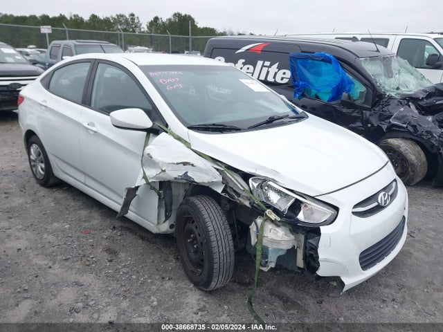 2016 KMHCT4AE6GU996487 zdjęcie główne