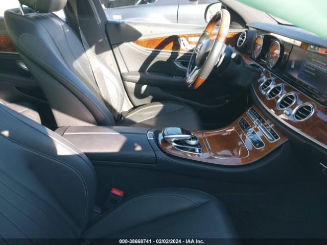 WDDZF4JB4KA624531 Mercedes-Benz E 300