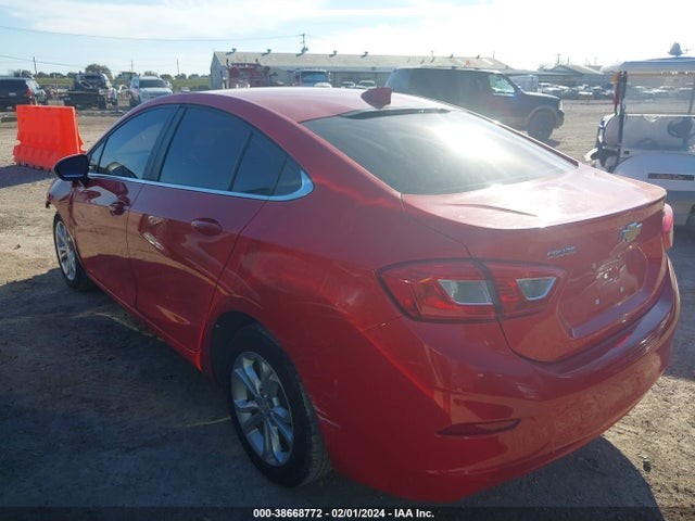 Chevrolet CRUZE LT 2019 1G1BE5SM8K7114581 Image 3