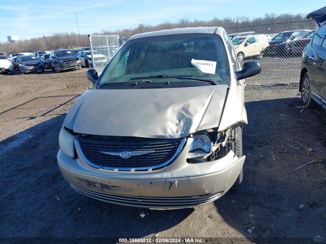 2002 CHRYSLER TOWN & COUNTRY LX VIN: 2C4GP44372R785311