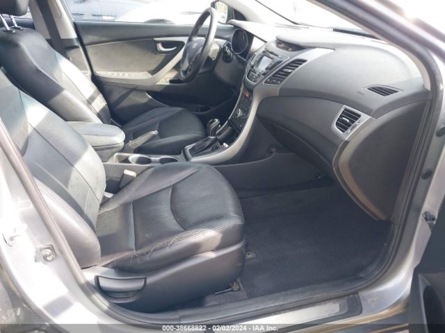 KMHDH4AE8GU522952 Hyundai Elantra Limited