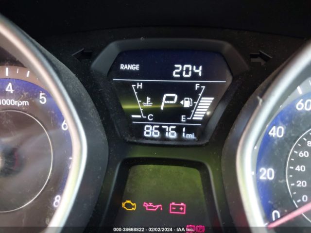 KMHDH4AE8GU522952 Hyundai Elantra Limited