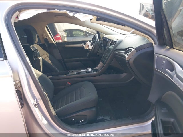 Ford Fusion Hybrid Se 2019 3FA6P0LU4KR205057 Image 5