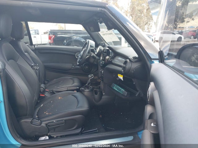 2017 MINI CONVERTIBLE WMWWG5C36H3C99450 Photo 4