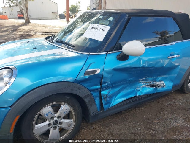 2017 MINI CONVERTIBLE WMWWG5C36H3C99450 Photo 5