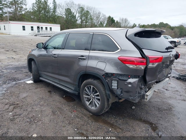 Toyota Highlander Xle 2019 5TDKZRFHXKS561564 Image 3