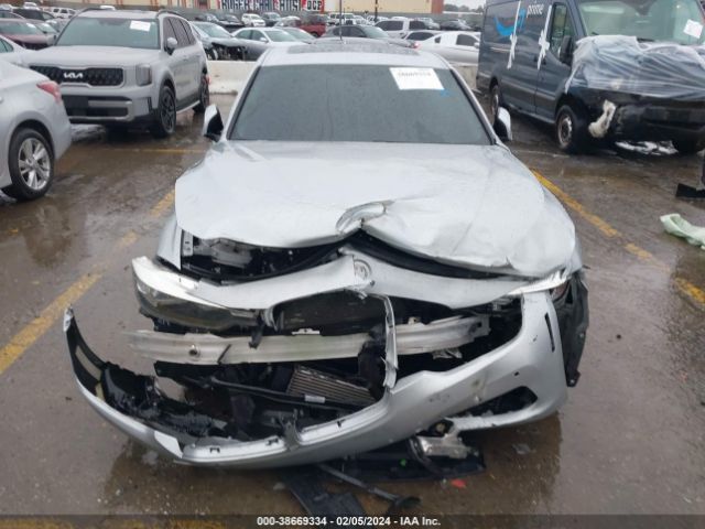 WBA8A9C58HK620281 BMW 320i