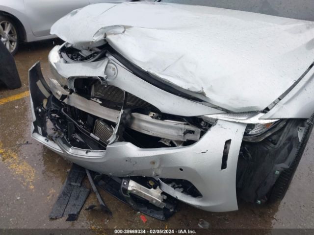 WBA8A9C58HK620281 BMW 320i