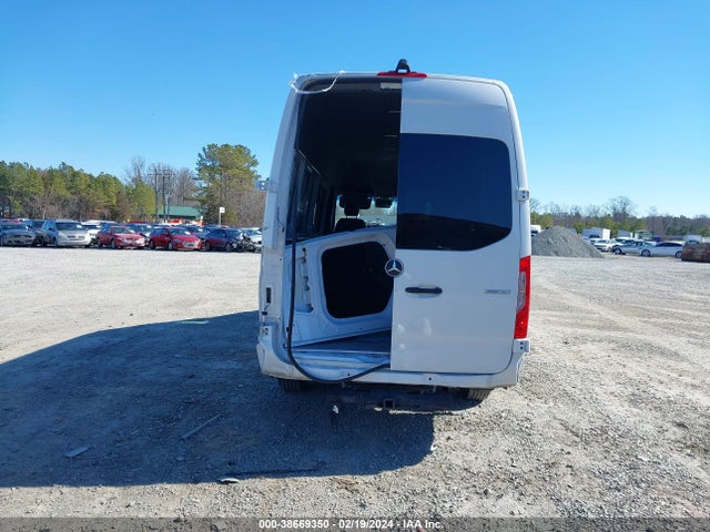 W1W4DCHY1MT077471 Mercedes-Benz Sprinter 2500 High Roof I4 Diesel