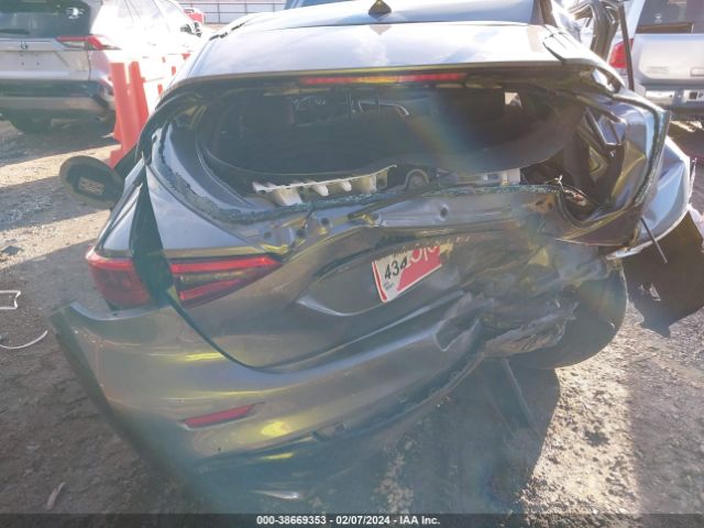 SJKCH5CP8JA060726 Infiniti Qx30 Luxury
