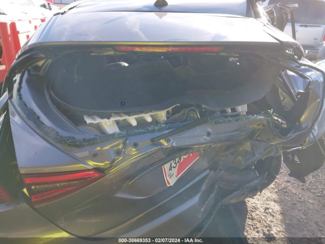 SJKCH5CP8JA060726 Infiniti Qx30 Luxury