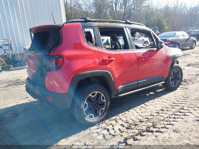 ZACCJBCT6FPB90899 Jeep Renegade Trailhawk