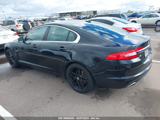 2009 JAGUAR XF SAJWA05B79HR02758 Photo 2