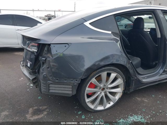 5YJ3E1EB5JF170906 Tesla Model 3 Long Range/performance