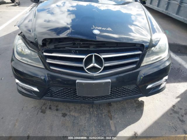 WDDGF4HB4ER303396 Mercedes-Benz C 250 Luxury/sport