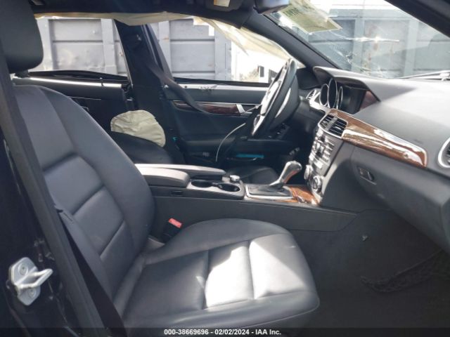 WDDGF4HB4ER303396 Mercedes-Benz C 250 Luxury/sport