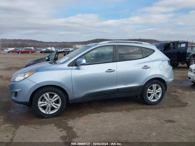 2011 HYUNDAI TUCSON GLS VIN: KM8JU3AC9BU304826
