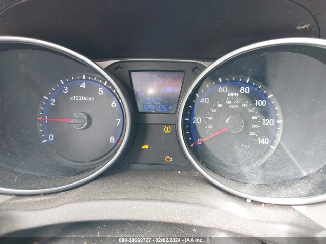 2011 HYUNDAI TUCSON GLS VIN: KM8JU3AC9BU304826