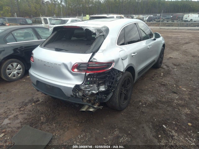 2015 PORSCHE MACAN WP1AB2A53FLB50338 Photo 3