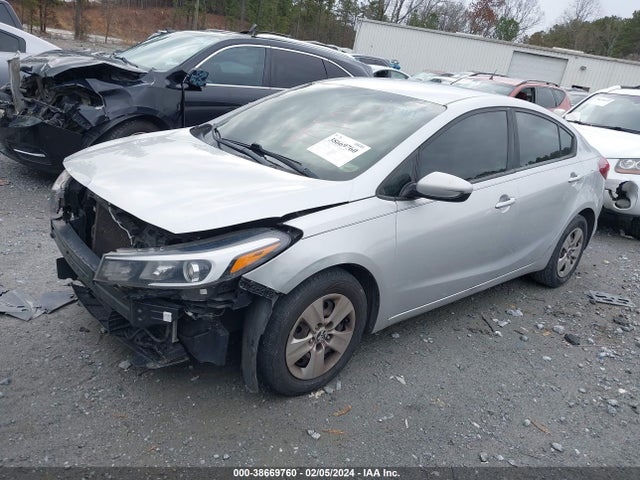KIA FORTE LX 2018 3KPFK4A71JE195493 Image 2