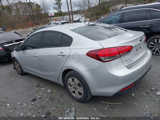 KIA FORTE LX 2018 3KPFK4A71JE195493 Image 3