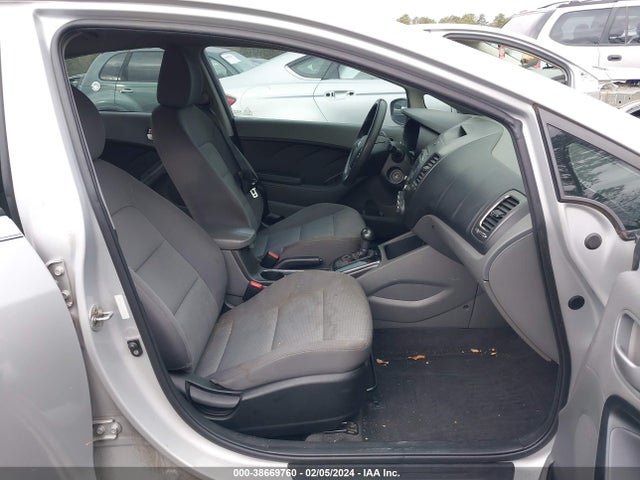 KIA FORTE LX 2018 3KPFK4A71JE195493 Image 5