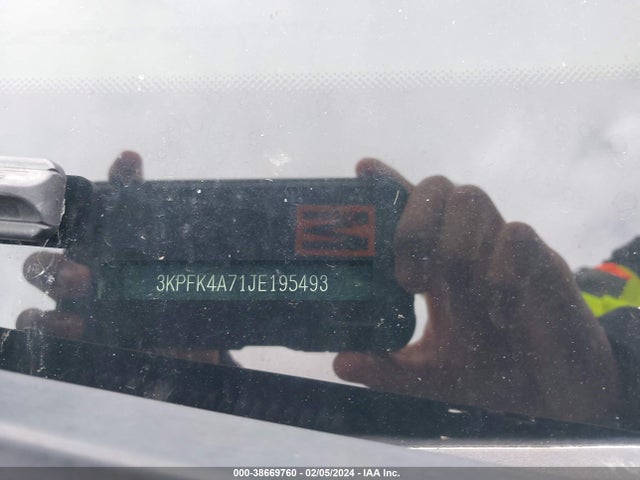 KIA FORTE LX 2018 3KPFK4A71JE195493 Image 9