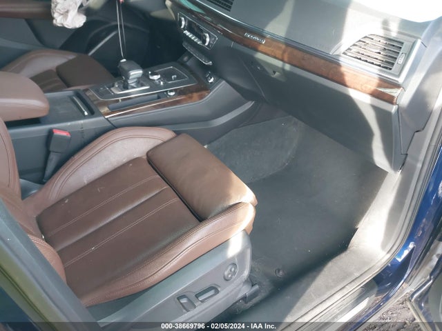 WA1BNAFY0K2071486 Audi Q5 45 Premium