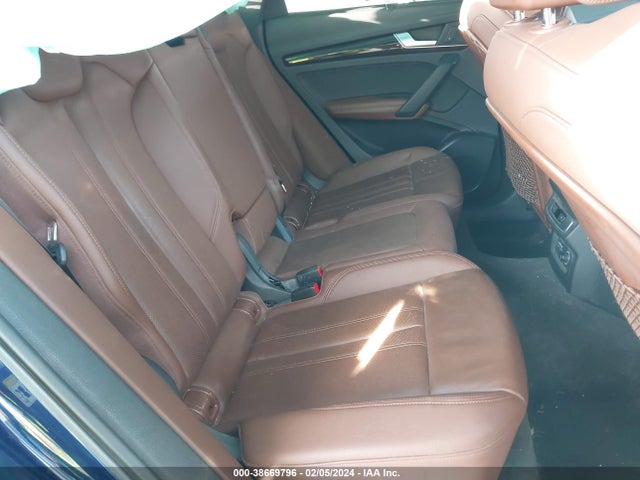 WA1BNAFY0K2071486 Audi Q5 45 Premium